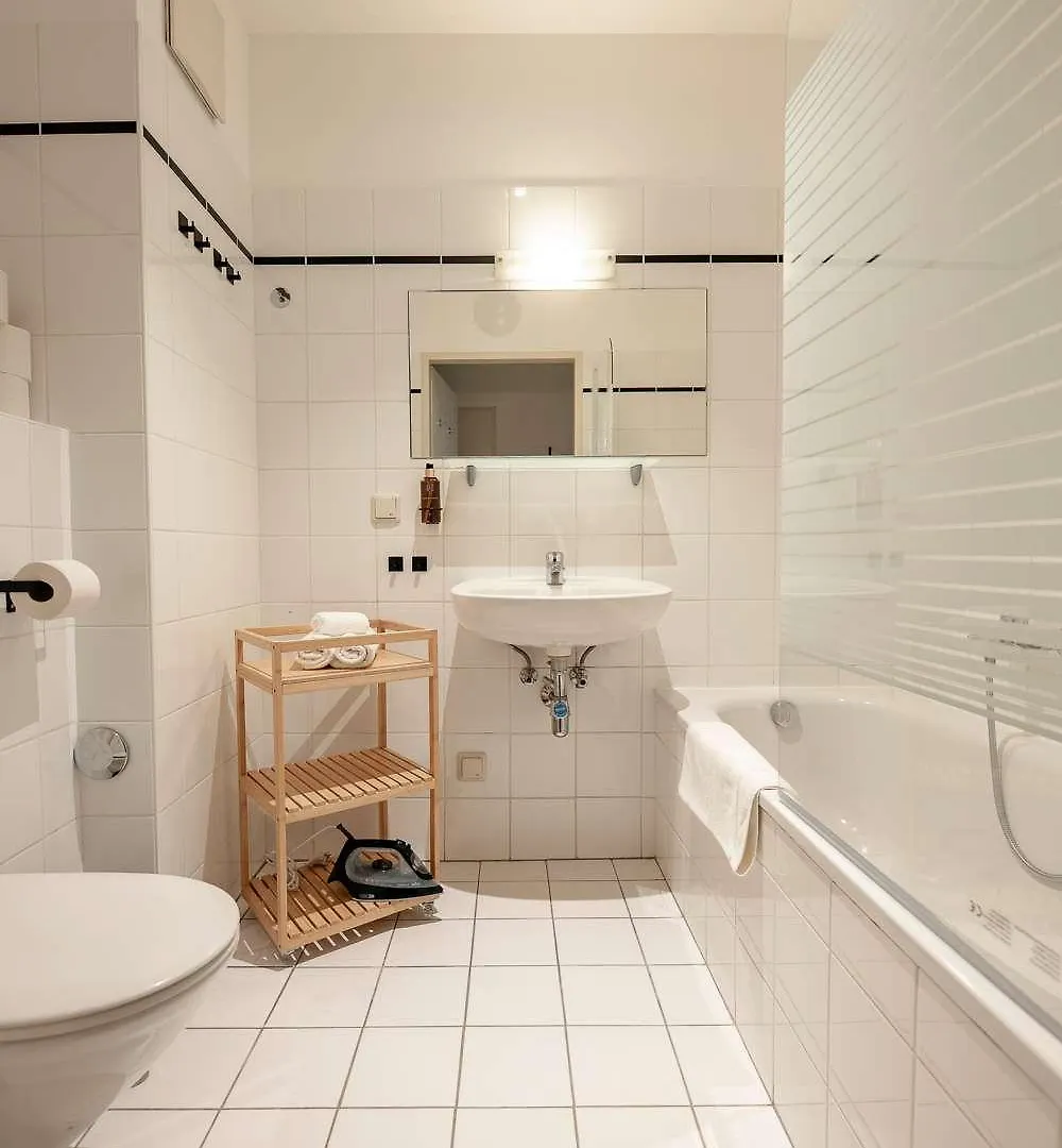 Apartment Roomy Studio For 2 - 4 In Hip Area & Free Parking Vienna